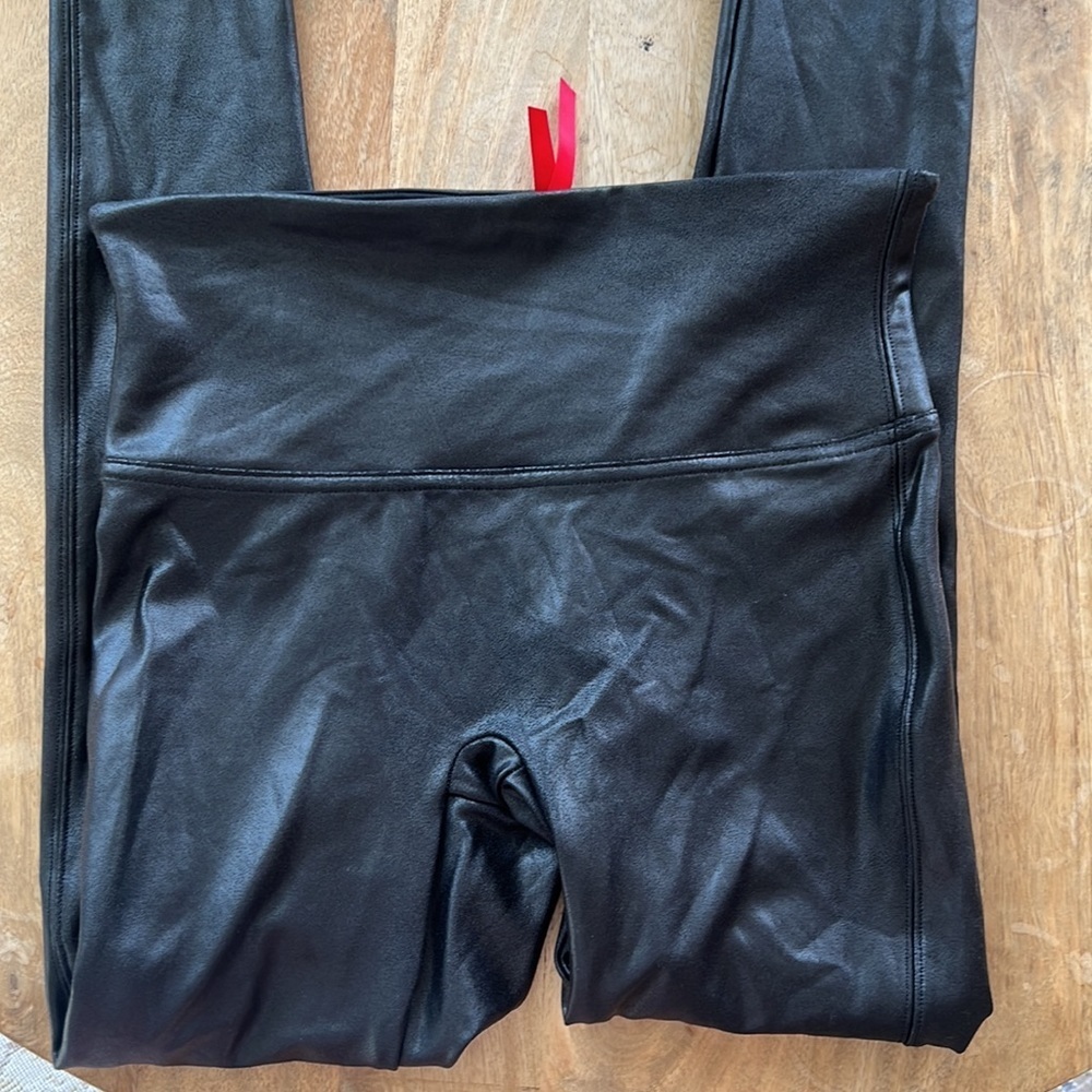 SPANX Faux Leather Leggings in Black - Picture 4 of 7
